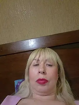 SelinaLovqx - 2 fingers of pussy