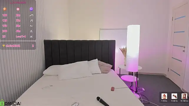 Luna_Vibee - show ass