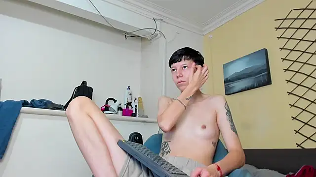LiamBrown09 - open pussy and ass