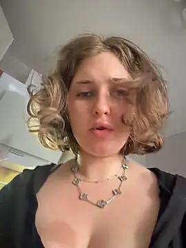 KellyKeler - 2fingers penetrate deep into WET PUSSY🍌