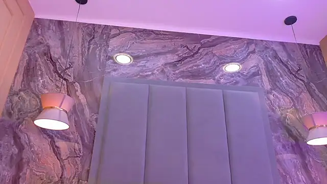 EmiilyLovex - twerking my big ass in u face