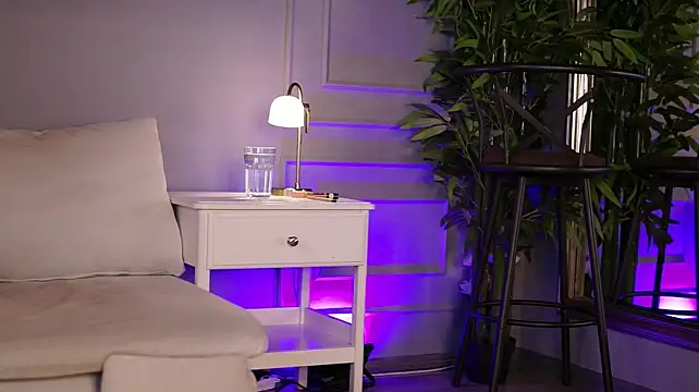 EvieVooss - Rub my clit 😈