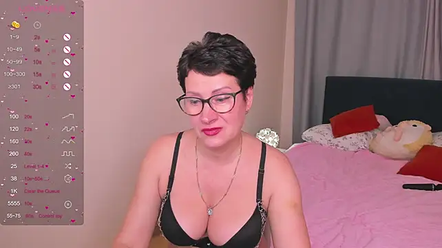 JennyMons - suck finger
