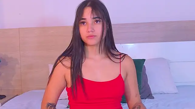 AlejaAcosta - boob photos