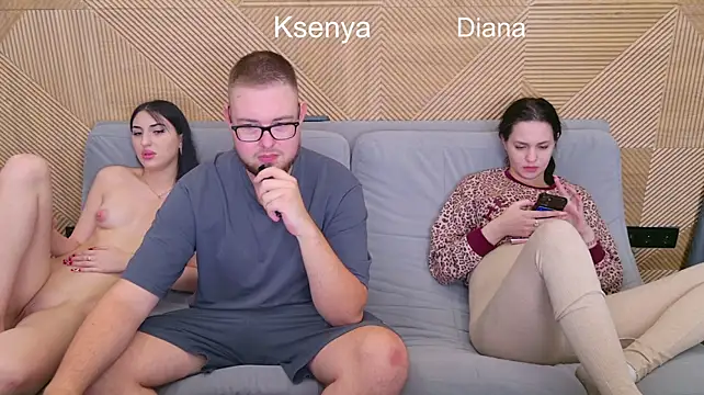 Ksenny - threesome sex + creampie