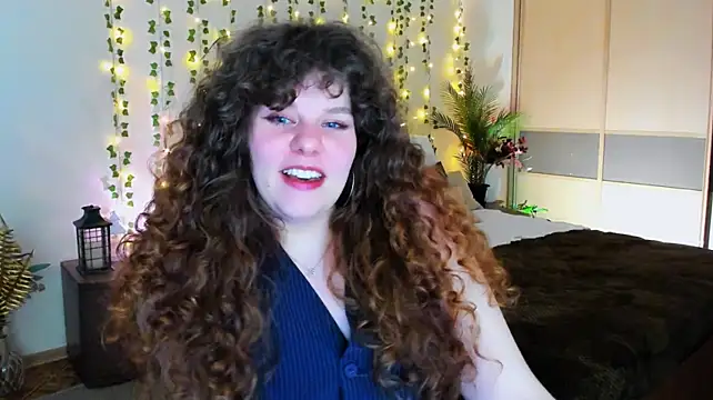 CurlyMagicc - unbutton 2 buttons