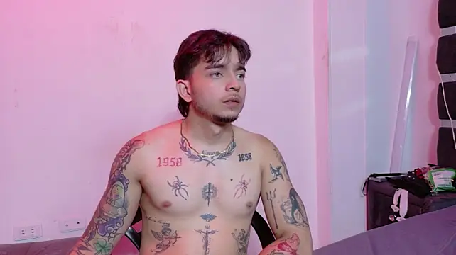 AliceandMax - TORTURE HER NIPPLES SO HARD