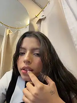 Natalia-acosta - FUCK MY PUSSY UNDERTABLE + FLASH TITS💦