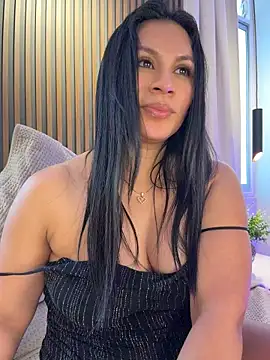Sofia_Convers - 🔥🫦set my pussy and clit on fire 🥵💦