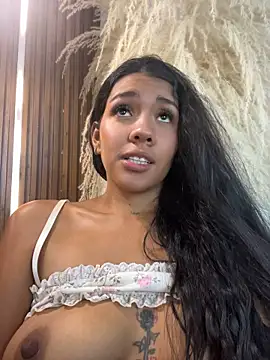 Samantha_gyatt - REMOVE MY SHORT ZOOM IN PUSSY