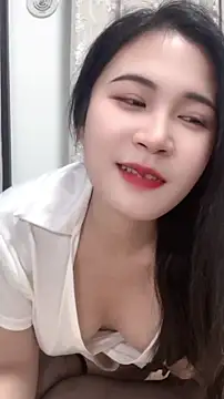Natsume00 - 小粉抽插骚穴手抠潮喷