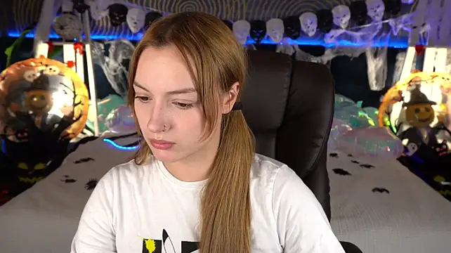 LizzaMoonn - hard spanks