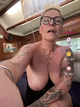 German_Milf - Last TIP 2 FUCKVIDEOS Karin&TS Peggy 🍆