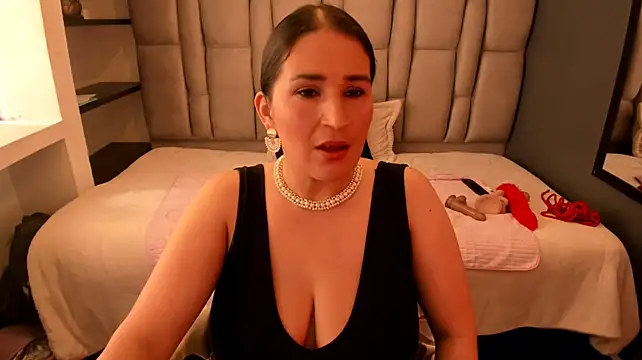 Barbara_fox__ - SHOW TIT+CLAMPS😏🔥