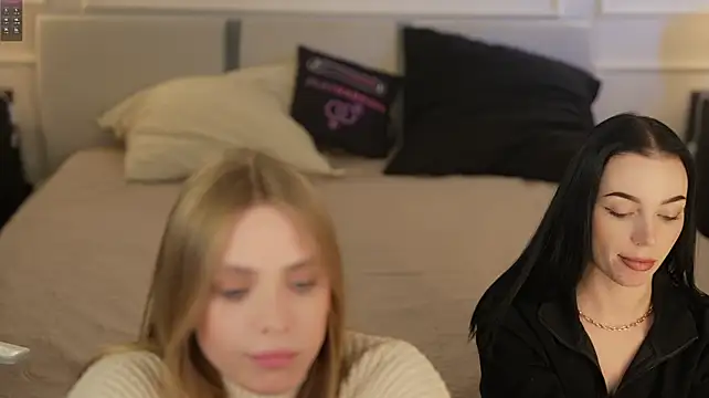 Angy_Netal - slap ass in doggy 2 girls