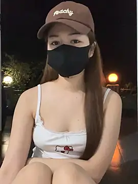 My_Melodyy - Make me pussy cum in public garden 🪴 😈