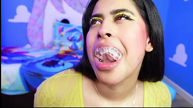 Miss___anya - ruin my make-up with too lots saliva