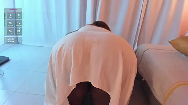 NikollSalas - Spanking wet ass
