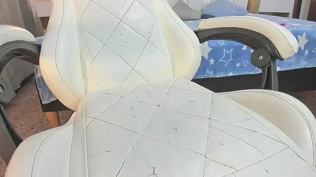 Mask_red_girl - TWO TOYS IN MY ASS