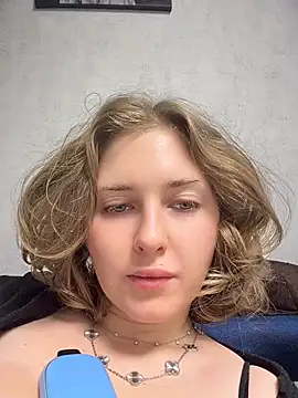 KellyKeler - 2fingers penetrate deep into WET PUSSY🍌