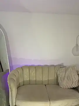 MadelineFox - oil show + fuck my tits 😈😈