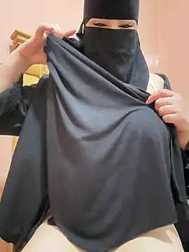 _Laiali_ - ارقص ملط🥵🥵🥵