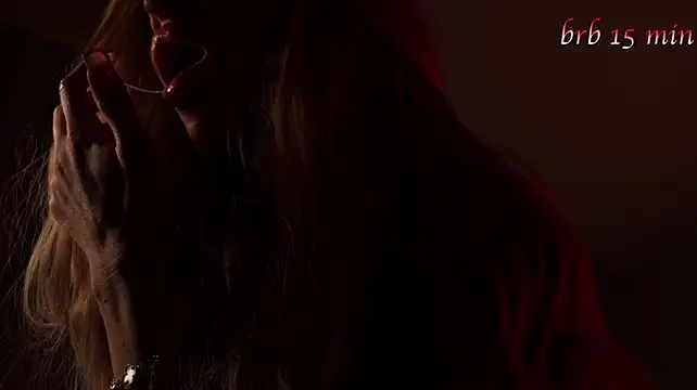 Alvuwkaa - naked on the ball