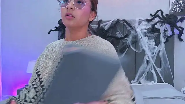 Kendra_london - Show Hot