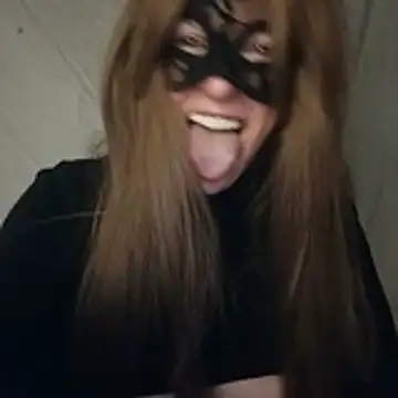 23Milly - tette fuori