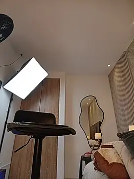 Lola__sweetx - Finger in Ass