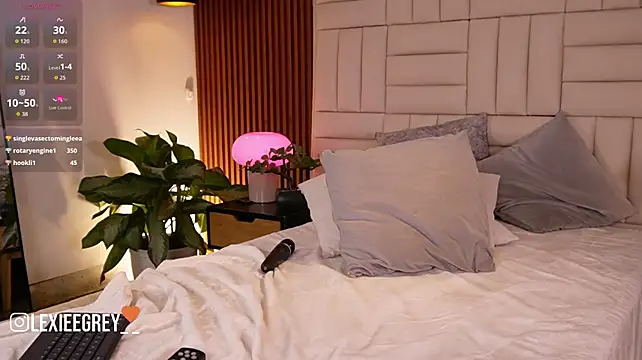 Lexiee_grey_ - fuck my dildo and show feets