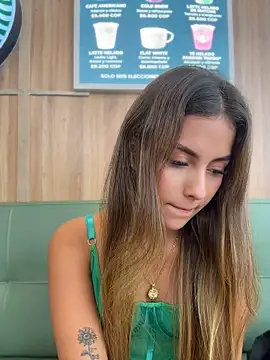Valeria-escobar - FUCK ME IN THE RECEPTION MALL + CUM💦
