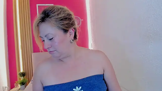 MonyCassius - tits play oil