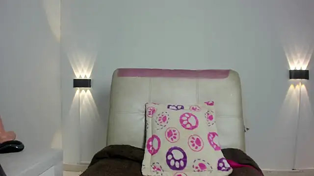 AmaraWattson - SPIT TITS