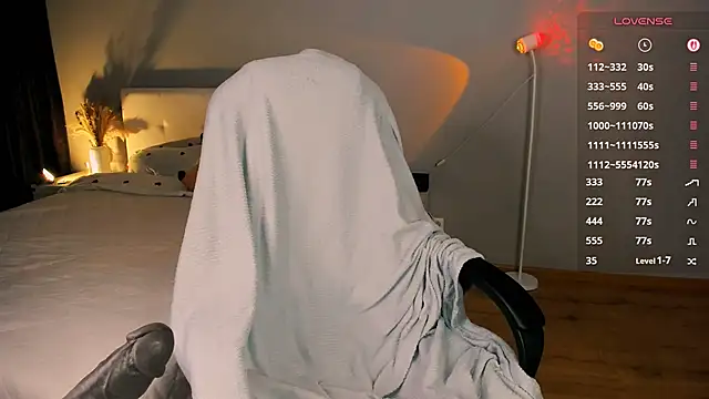 Aura_boobss - HANDJOB WITH 2 DICK