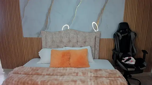 Lia_16