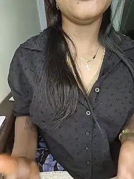 Tamil__Thara003