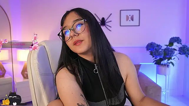 VioletJoness_