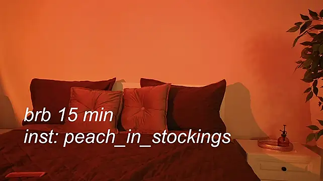 Peach_in_stockings - Goddess Seduction: slow dance + lingerie