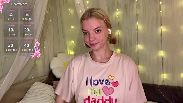 StasyBloom - show panty color