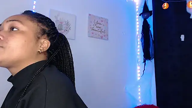 Latin_riahnna_jp - Rihanna, 5 spankings on your butt