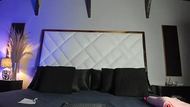 JhoanaHernandez - Spanking the Ass in a dress