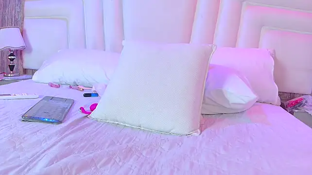 AmeliaRose - Fantastic Clit Play