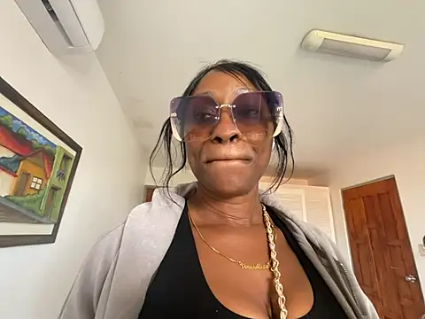 Wynterheat - Pussy Play | 2 tokens or more