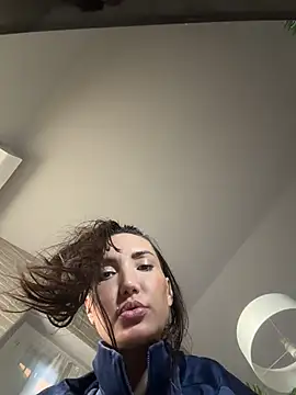 KiraRebyt - 2 plug nel culo