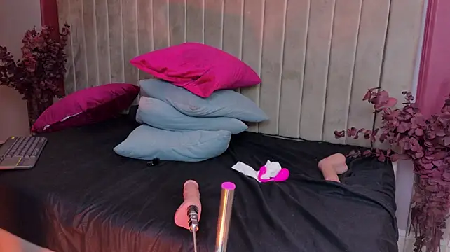 Obsidiam_midnight - PINCH MY NIPPLES 🍒🔥