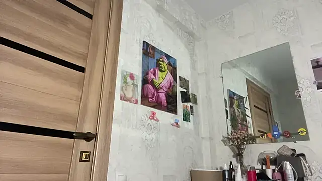 HeIen_cute - Sweet Lip Massage