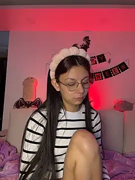 Bonniepark_ - fingering pussy
