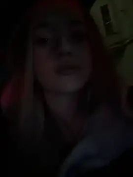 Milaa_sun - fingering pussy+open door MENS WC 🚽