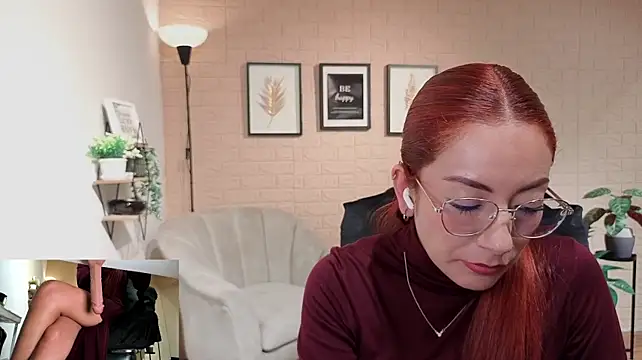 MissOffice_ - Secret blowjob in my oficce